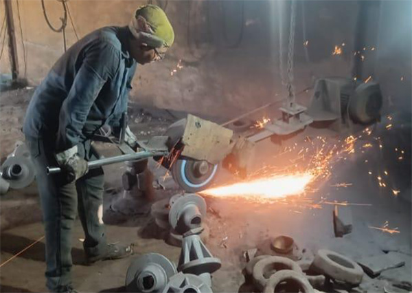 Metal Grinding and Fettling